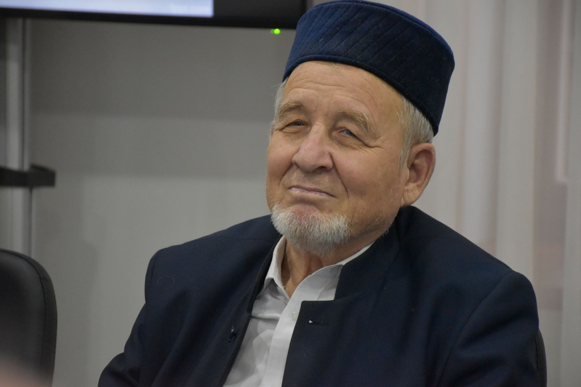 А.М.Галимовның «История родного края и коренного села Сюльте» китабына нисбәтле түгәрәк өстәлдән фоторепортаж