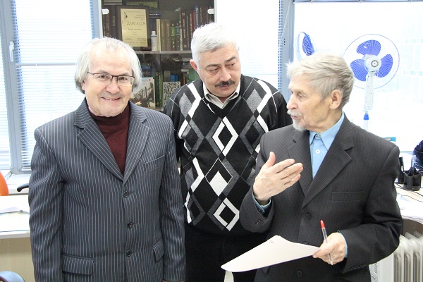 Редакциядә