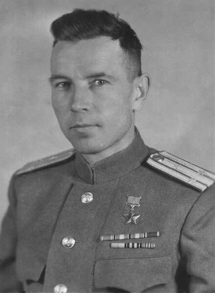 АЛТЫН ЙОЛДЫЗЛЫ КОМБРИГ