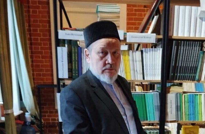 Әхмәт хәзрәт САБИРОВ: «Иске имляне өйрәнмичә, Тукай телен югалтабыз»