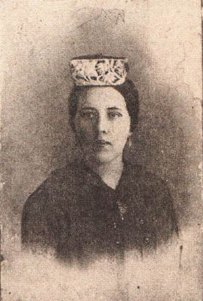 Яшь татар хатыны. Санкт-Петербург, 1911 ел