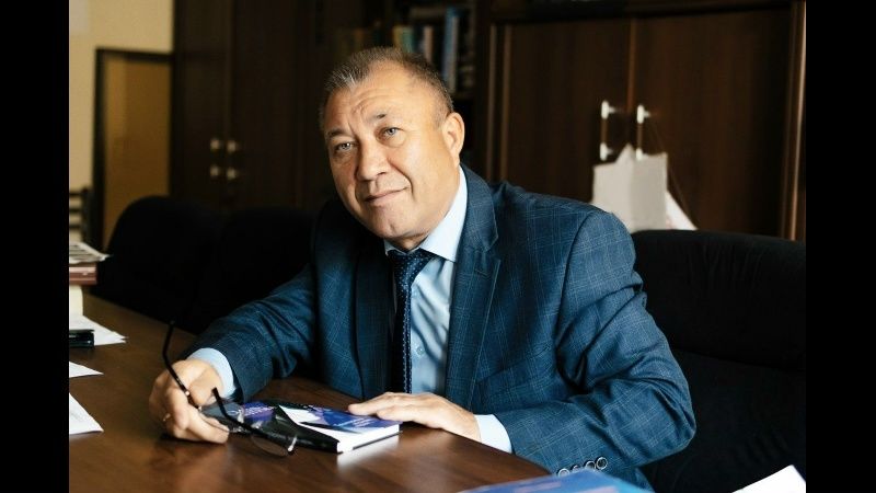 Рәфкать Шаһиев «Мин яратам» дигән бер сүз җитә