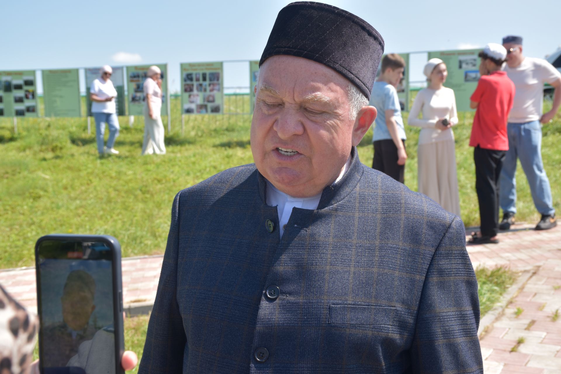 «Әтрәч укулары» узды: егерменче тапкыр изге туфракта очраштык