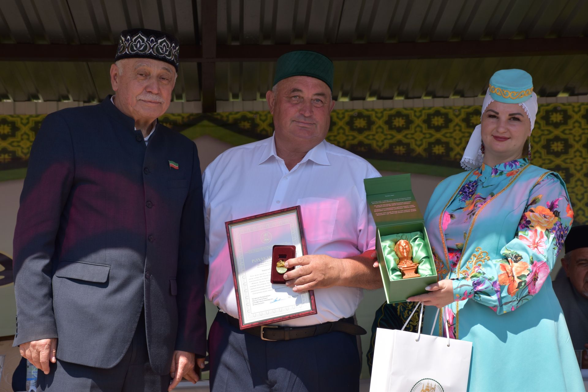 Чүпрәле районы Яңа Ишле авылында Вәлиулла Хәсәнов укулары