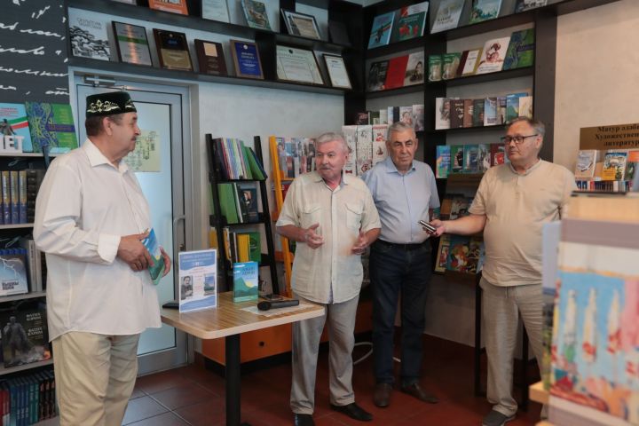 «Бу китап бер вакыйга булырлык»