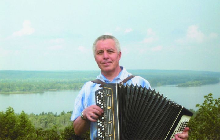 Харрас Әюпов шигырьләре