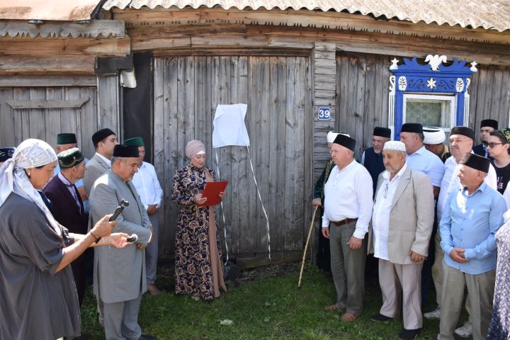 Чүпрәле районы Яңа Ишле авылында Вәлиулла Хәсәнов укулары
